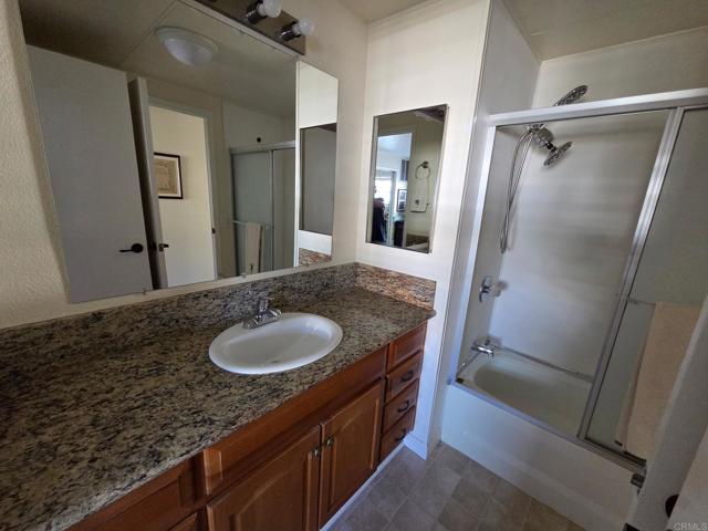 Detail Gallery Image 23 of 24 For 1333 Olive Dr #37,  Vista,  CA 92083 - 2 Beds | 2 Baths