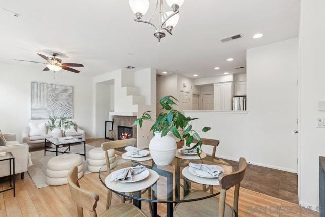 2793 Matera Ln, San Diego CA: https://media.crmls.org/mediaz/2cbb1460-c2a1-4acb-b50f-3af31382ffb8.jpg