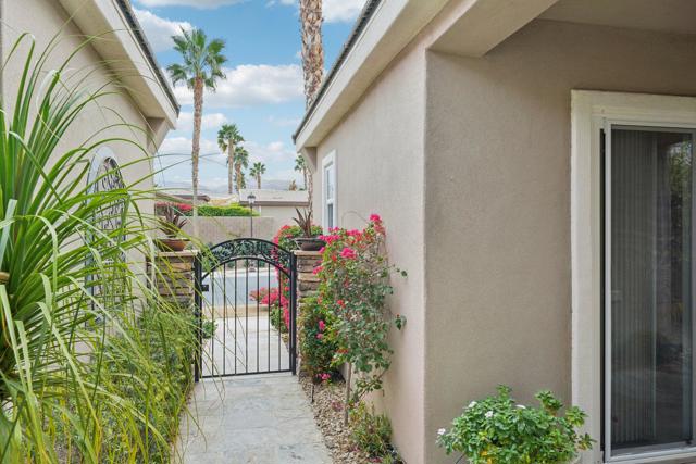 81206 Barrel Cactus Road, La Quinta CA: https://media.crmls.org/mediaz/2cbb506a-fe19-45f3-b2e7-1f1c82b02e20.jpg