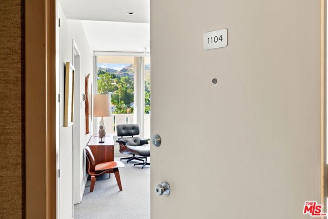 4411 Los Feliz Boulevard, 1104 photo 3