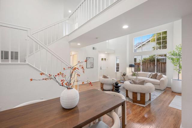 445 Mcdonnel Road, Alameda CA: https://media.crmls.org/mediaz/2cbc269a-0aaf-4a15-b4e4-0405a2b3eb54.jpg