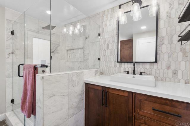 10549 Anaheim dr, La Mesa CA: https://media.crmls.org/mediaz/2cbcab1a-b72c-442a-873f-cfa9c47abcc3.jpg