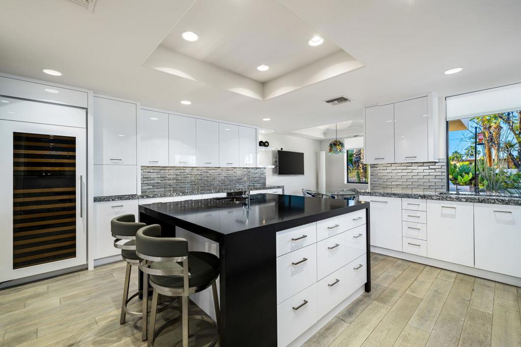 MLS #219137945DA image #12