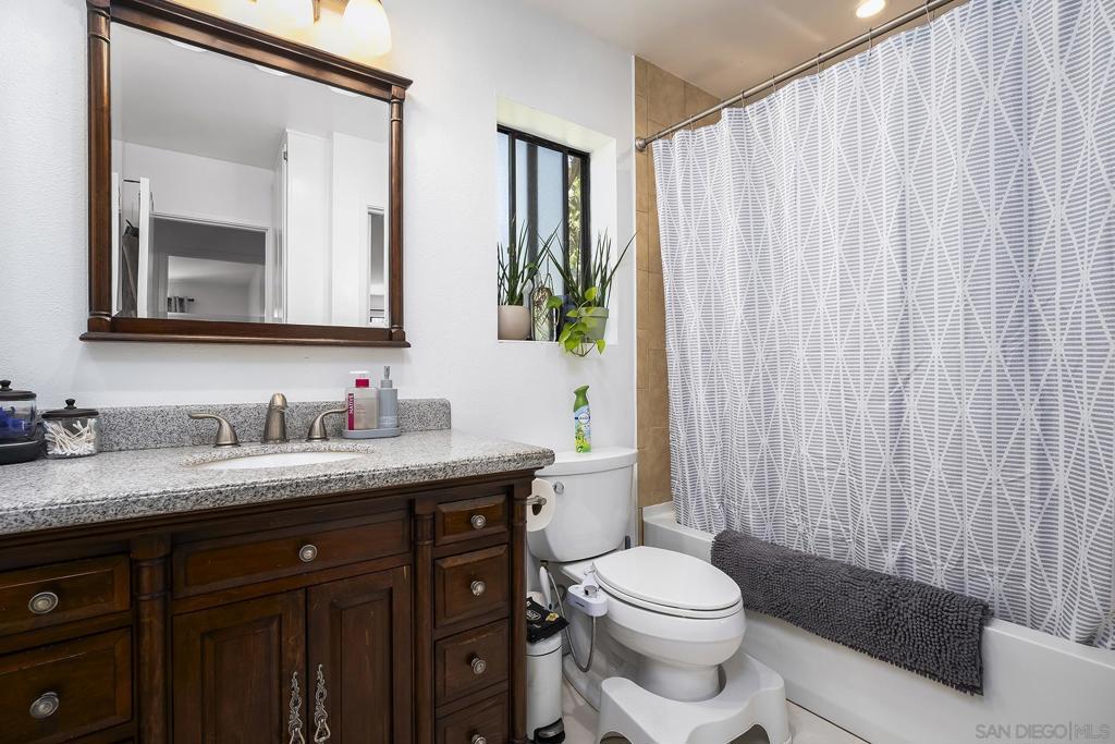 4651 Pico St - photo 10