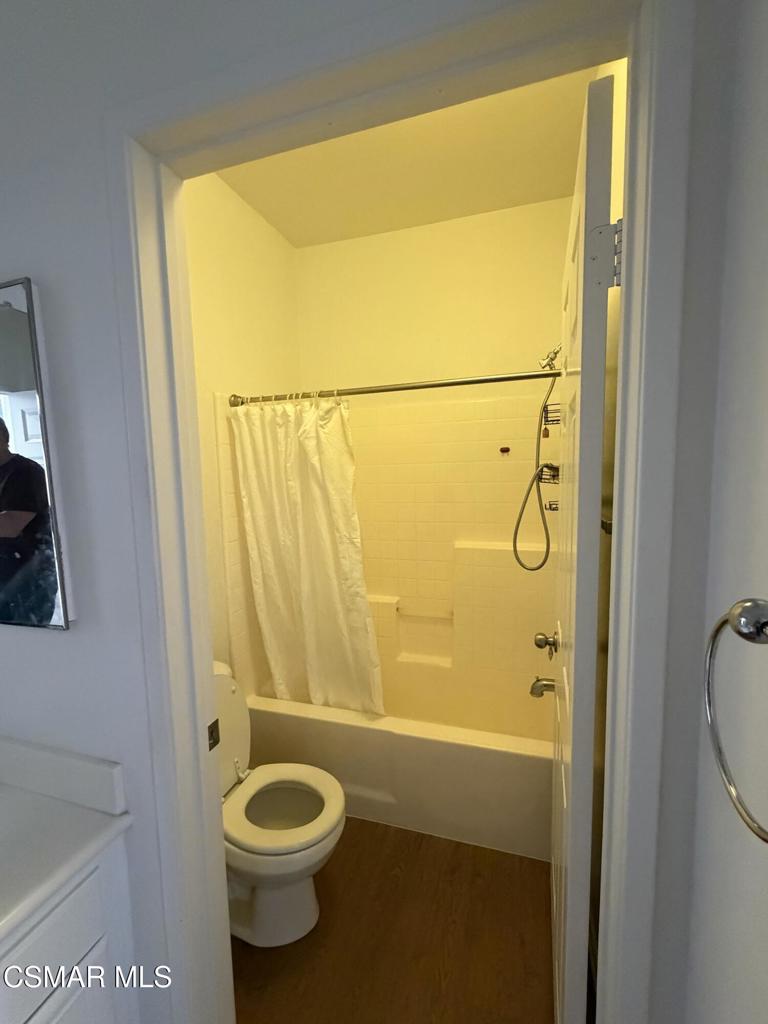 https://media.crmls.org/mediaz/2cbe0205-9e39-42e8-8471-3aa6afb4c95e.jpg?preset=X-Large