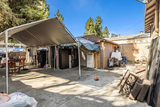 37 Union Street, San Jose CA: https://media.crmls.org/mediaz/2cbee303-7252-4048-9815-fc0f14fd7be9.jpg