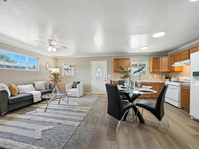 80 Pickford Ave, San Jose CA: https://media.crmls.org/mediaz/2cbf049d-1cd8-4afe-ac82-13c6c5a21562.jpg