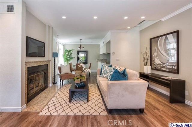 Thumbnail for 832  Magnolia AVE #11