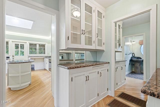 Detail Gallery Image 20 of 71 For 1768 Casa Grande St, Pasadena,  CA 91104 - 3 Beds | 3 Baths