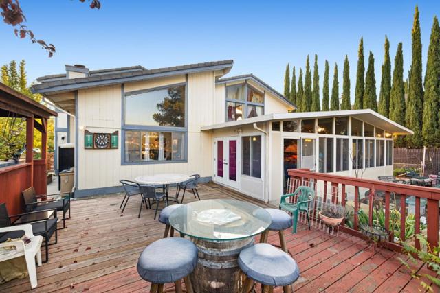 44500 Parkmeadow Drive, Fremont CA: https://media.crmls.org/mediaz/2cc12472-f844-40d9-9191-c9d8ac032394.jpg