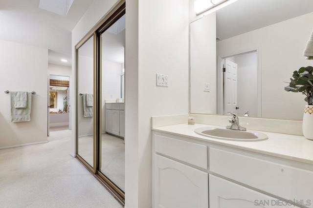 1059 Hymettus Ave, Outside Area (Inside Ca) CA: https://media.crmls.org/mediaz/2cc19974-a7b9-4be0-8db6-004a1482da0e.jpg