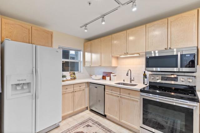 128 N El Camino Real, San Mateo CA: https://media.crmls.org/mediaz/2cc3c4b2-a058-46ea-893d-a39073afd2e5.jpg