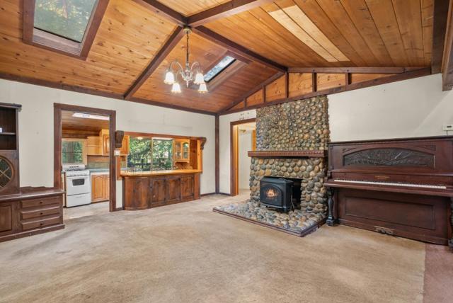 9609 E Zayante Road, Felton CA: https://media.crmls.org/mediaz/2cc3d397-8885-424e-bf76-ce86714434ca.jpg