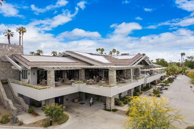 162 Lost River Drive, Palm Desert CA: https://media.crmls.org/mediaz/2cc492c5-000e-43a3-8605-2eb2ae4e0ab6.jpg