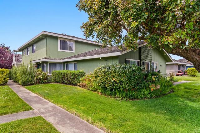 1455 45th Avenue, Capitola CA: https://media.crmls.org/mediaz/2cc5b8e3-1c2f-4f91-8492-7f680f8645f2.jpg