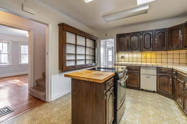 Image 8 of 36 For 1349 Drake Avenue