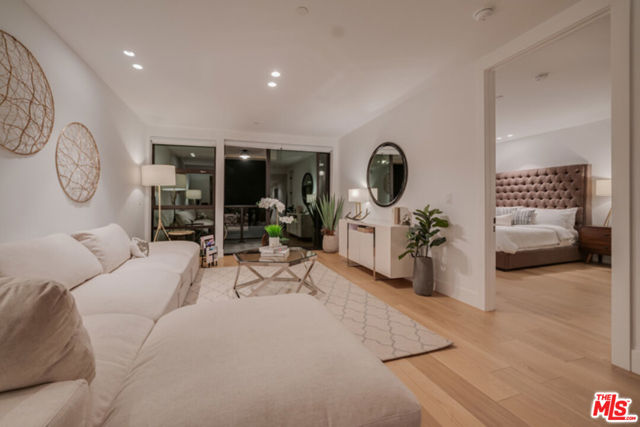 10777 WILSHIRE Boulevard, Los Angeles CA: https://media.crmls.org/mediaz/2cc64186-d30d-4a96-9663-0cb055ba54d6.jpg