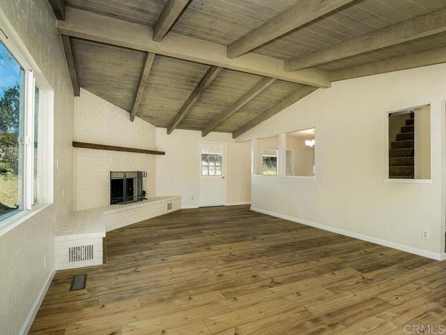 Detail Gallery Image 9 of 65 For 2844 Live Oak Park Rd, Fallbrook,  CA 92028 - 4 Beds | 2/1 Baths