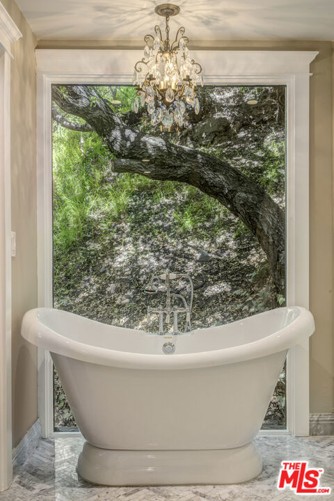 1857 Benedict Canyon Drive, Beverly Hills CA: https://media.crmls.org/mediaz/2cc8a2d3-d17a-46b5-9499-7500beedab70.jpg