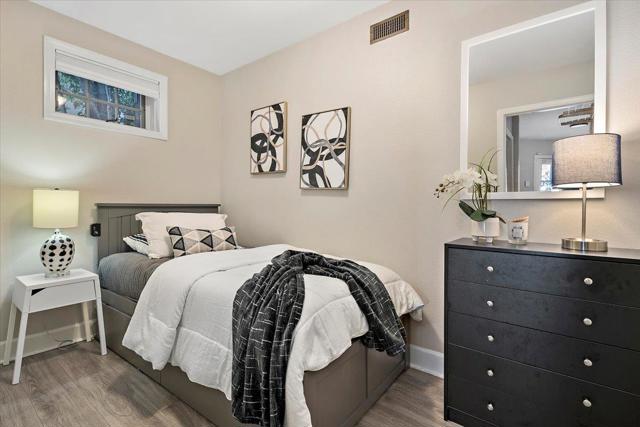 20578 3rd Street, Saratoga CA: https://media.crmls.org/mediaz/2cc8f79d-83a3-4414-a917-496aee75a41c.jpg