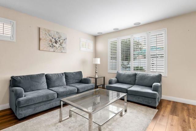 Detail Gallery Image 4 of 42 For 1194 Calle Tesoro, Chula Vista,  CA 91915 - 4 Beds | 2/1 Baths