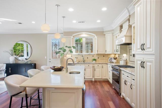 265 Wilton Avenue, Palo Alto CA: https://media.crmls.org/mediaz/2ccb02b9-147f-47da-9f7e-59fb2e912e11.jpg