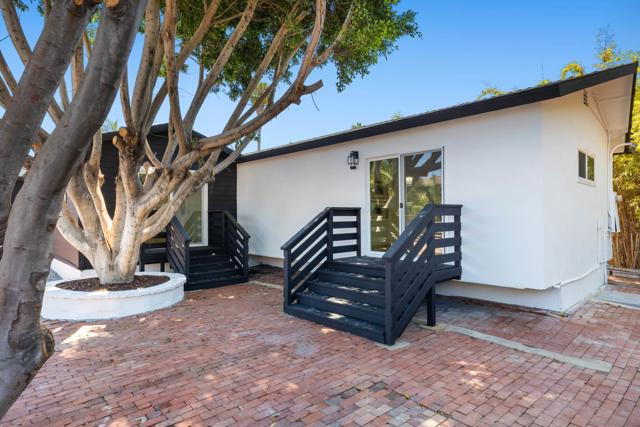 3736 38 Louisiana St, San Diego CA: https://media.crmls.org/mediaz/2ccbdc32-985a-4888-a23f-a6fb17a1a31b.jpg