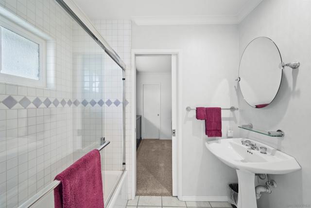 1151 Catalina Boulevard, San Diego CA: https://media.crmls.org/mediaz/2ccbdd1e-2f9a-4841-a519-c1c523c00e72.jpg