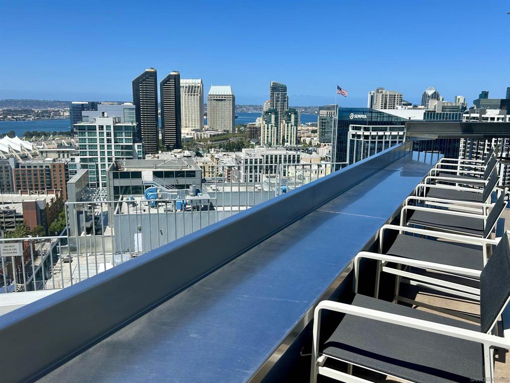 321 10th Ave - photo 5