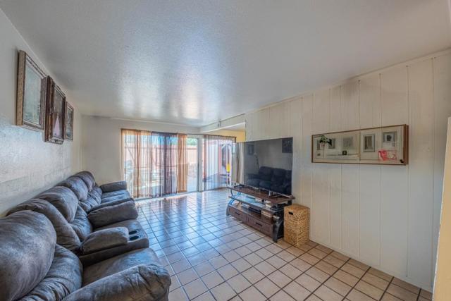 916 Acosta Plaza, Salinas CA: https://media.crmls.org/mediaz/2ccc80eb-bcf0-4c5f-8993-1b99db077d7e.jpg
