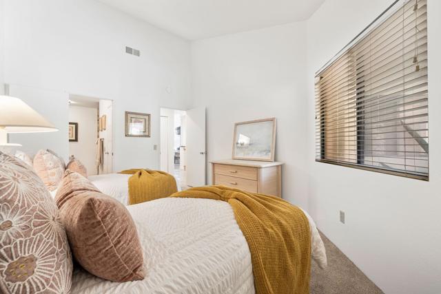 38674 Wisteria Drive, Palm Desert, CA 92211