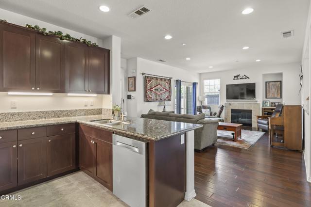 11349 Darling Road, Ventura CA: https://media.crmls.org/mediaz/2ccd6357-68ef-4748-af0d-86397a544ec5.jpg