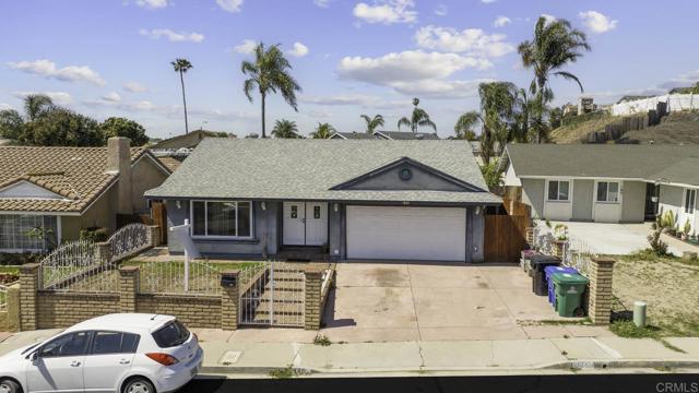 Detail Gallery Image 2 of 31 For 146 Padre Tullio Dr, San Ysidro,  CA 92173 - 4 Beds | 2 Baths