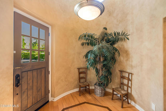 3249 Springbrook Street, Thousand Oaks CA: https://media.crmls.org/mediaz/2cd1c9fd-c3eb-46fc-8d4e-b68b4993edb9.jpg