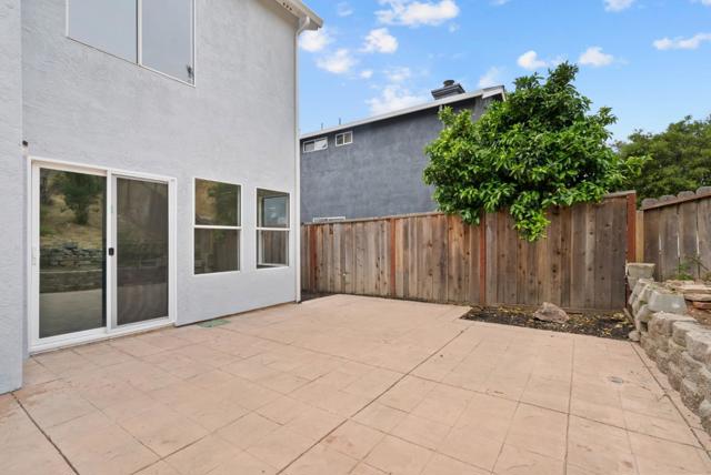 330 Carousel Drive, Vallejo CA: https://media.crmls.org/mediaz/2cd28a32-9a80-444b-9b51-9a96a3a62f82.jpg