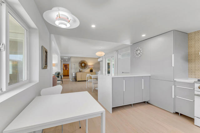 69 Nile Street, Palm Springs CA: https://media.crmls.org/mediaz/2cd2a012-be5d-4b10-88b0-b642cdeee977.jpg