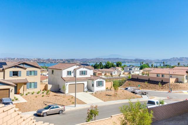 33300 Dayspring CT Lot 39, Lake Elsinore CA: https://media.crmls.org/mediaz/2cd2f492-5b9a-4489-8ef9-6a835767eec5.jpg