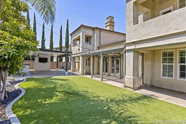 2832 Echo Ridge CT, Chula Vista CA: https://media.crmls.org/mediaz/2cd37c76-b651-45eb-a158-e0c157ee05c8.jpg