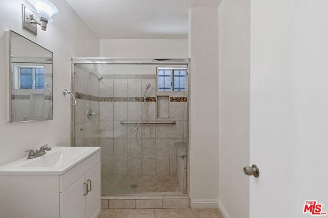 945 N Ditman Avenue, Los Angeles CA: https://media.crmls.org/mediaz/2cd4ce13-3b3d-43aa-8f4e-fbc3197056a8.jpg