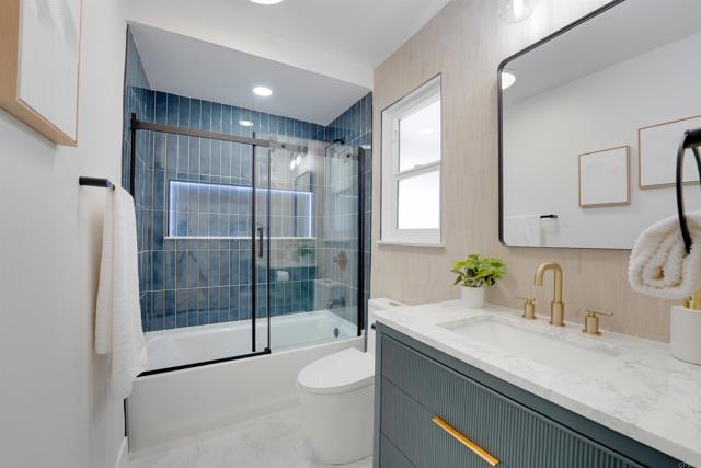 Detail Gallery Image 13 of 29 For 4301 Mount Putman Ave, San Diego,  CA 92117 - 3 Beds | 2 Baths