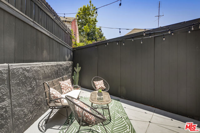 329 N Avenue 57, Los Angeles CA: https://media.crmls.org/mediaz/2cd67f2f-a36d-4069-8575-8316bc5700f2.jpg