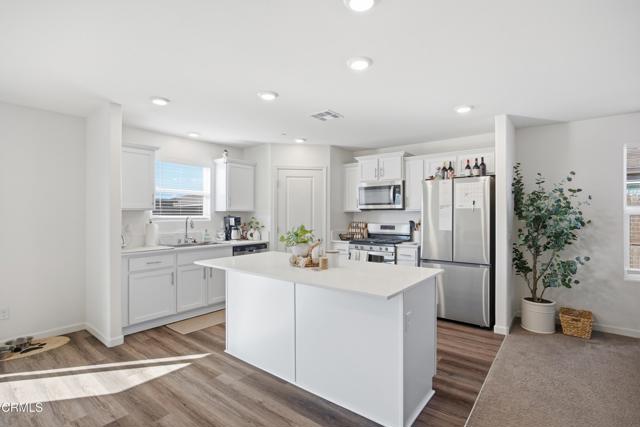 Detail Gallery Image 17 of 34 For 6003 Vespucci Ave, Bakersfield,  CA 93313 - 4 Beds | 3 Baths