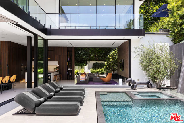1488 Rising Glen Road, Los Angeles CA: https://media.crmls.org/mediaz/2cd70ada-2e64-4640-9231-d831e9287b69.jpg
