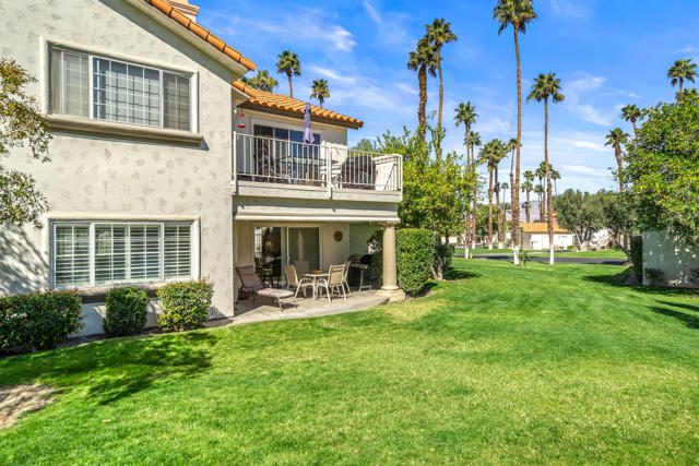 280 Vista Royale W Circle, Palm Desert CA: https://media.crmls.org/mediaz/2cd70c09-b85a-4a98-b067-4dba816e9af2.jpg