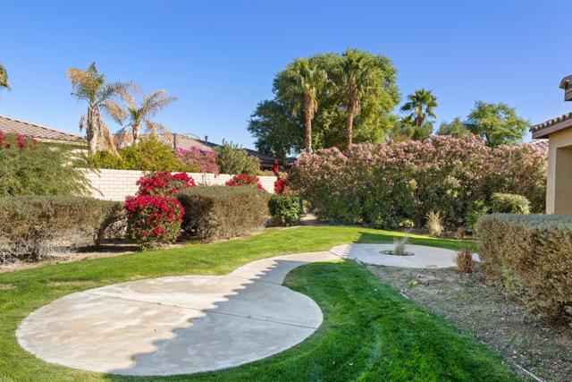 82126 Travolta Ave Avenue, Indio CA: https://media.crmls.org/mediaz/2cd7393d-5844-4f4a-aa95-f81434353987.jpg