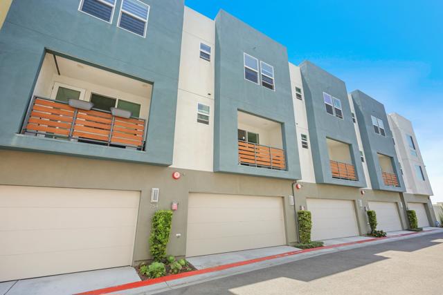 758 Seaside Street, Chula Vista CA: https://media.crmls.org/mediaz/2cd750db-0299-4eec-be5d-d172617021c3.jpg