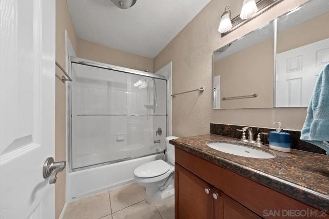 9938 Buena Vista Drive, Spring Valley CA: https://media.crmls.org/mediaz/2cd8197a-cf07-4f38-b08f-37c3b9bb3ed9.jpg