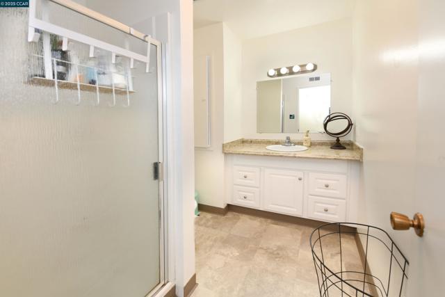 1984 Ascot Dr, Moraga CA: https://media.crmls.org/mediaz/2cd83585-e80c-4e87-8113-1ca0c4c81973.jpg
