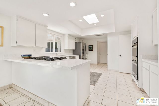 2130 S Toledo Avenue, Palm Springs CA: https://media.crmls.org/mediaz/2cd83dd3-985f-478e-8d6f-79b65e124eac.jpg