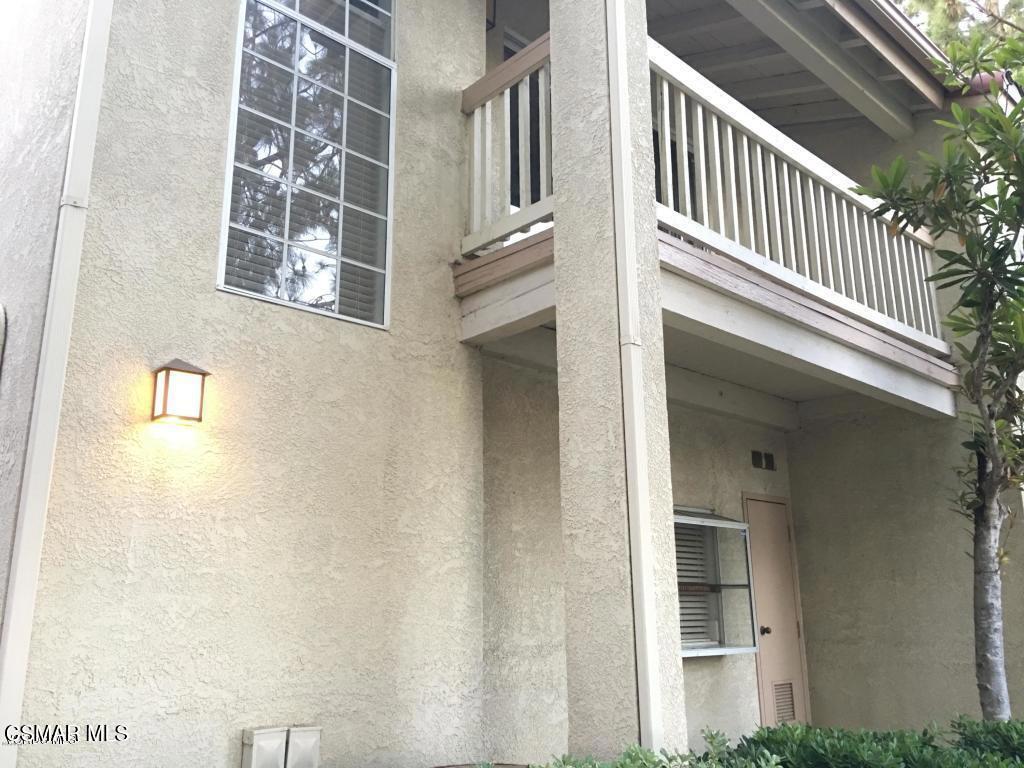 688 Indian Oak Lane #107